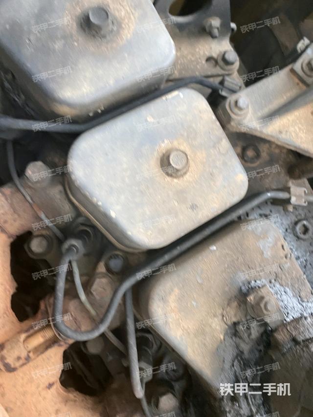 氣門室蓋螺絲特寫（上車部件）