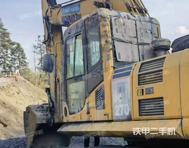 驾驶室整体（整机外观）