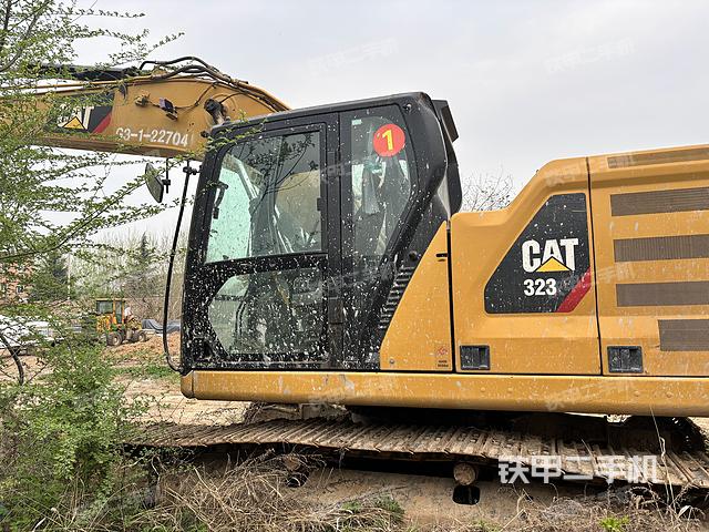 驾驶室整体（整机外观）