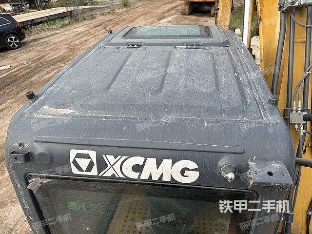 驾驶室顶部（整机外观）