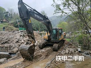惠州沃尔沃EC200 D挖掘机实拍图片
