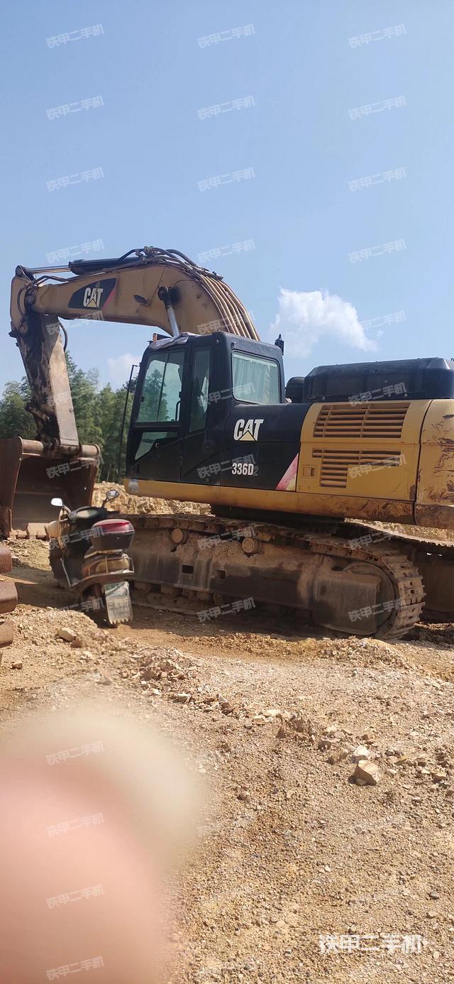 单侧履带整体（整机外观）