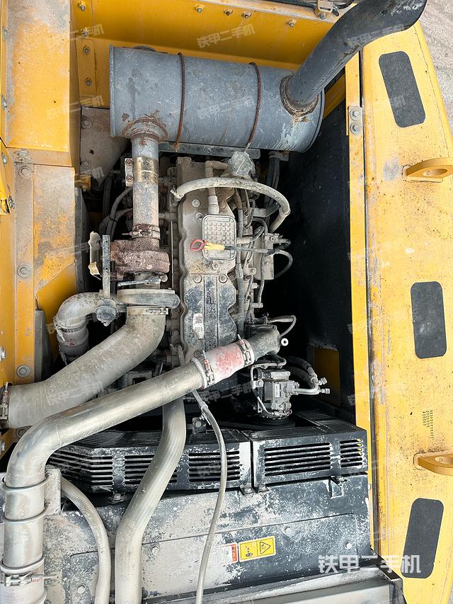 发动机整体俯视（整机外观）