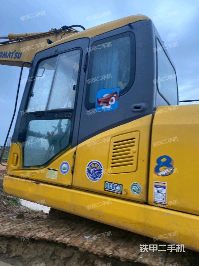 右側(cè)玻璃角標(biāo)（駕駛室部分）