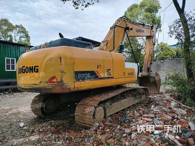 整机右后45°（整机外观）