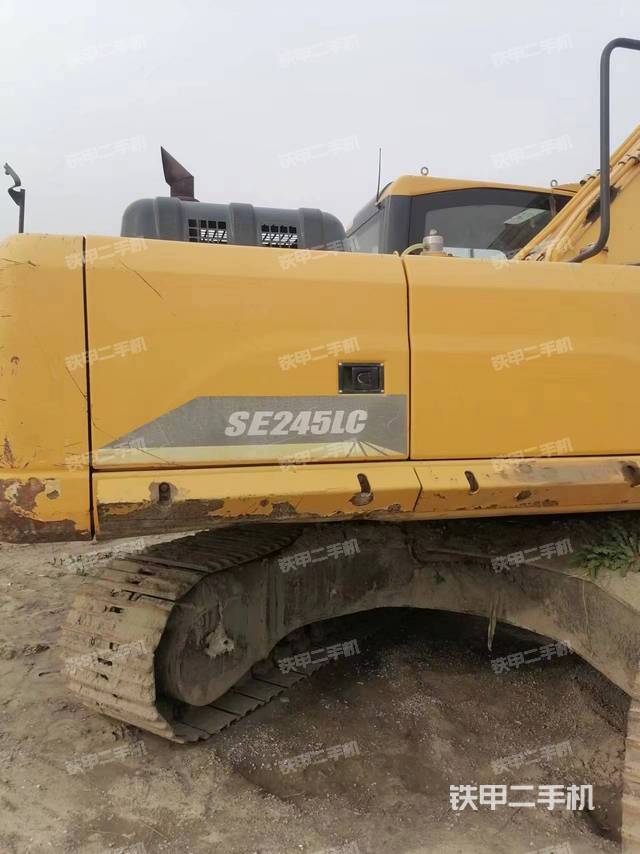 整机右后45°（整机外观）