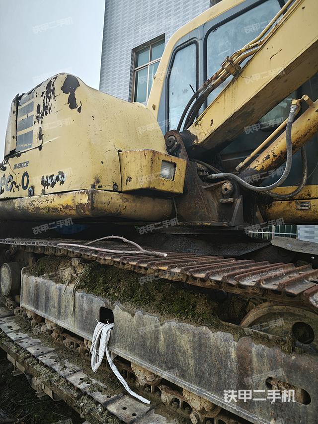 驾驶室整体（整机外观）