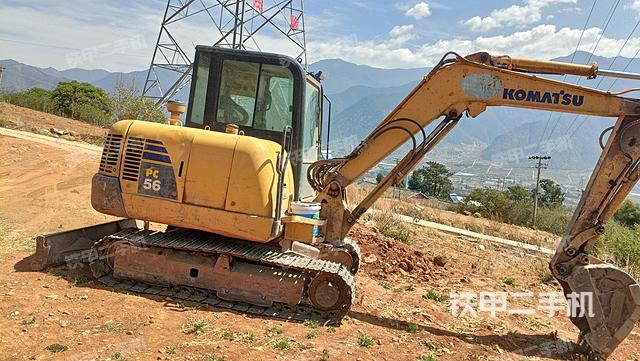 驾驶室顶部（整机外观）