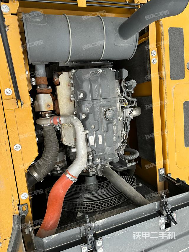 发动机整体俯视（整机外观）