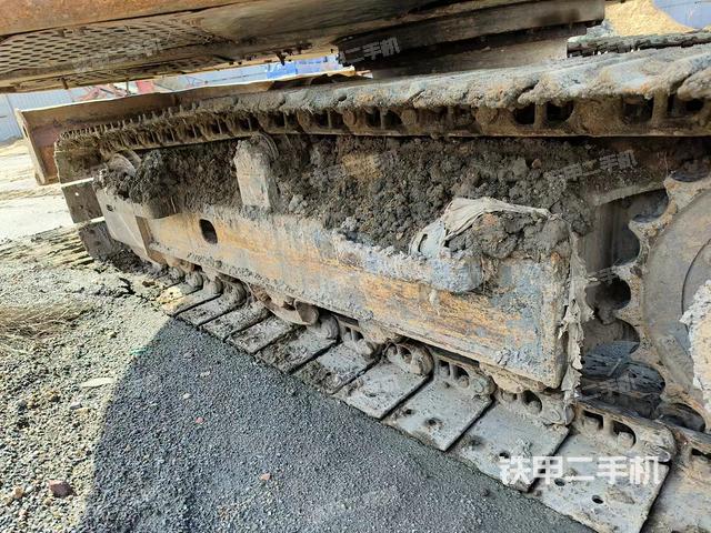 单侧履带整体（整机外观）