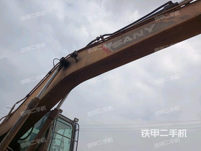 大臂整体 右侧（工作和回转装置）