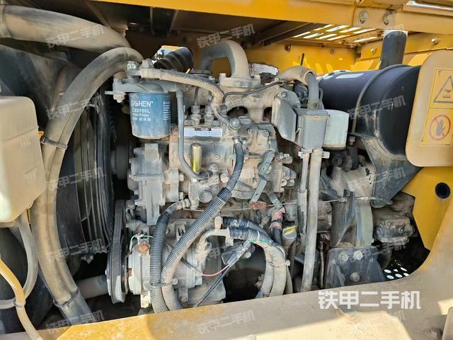 发动机整体俯视（整机外观）