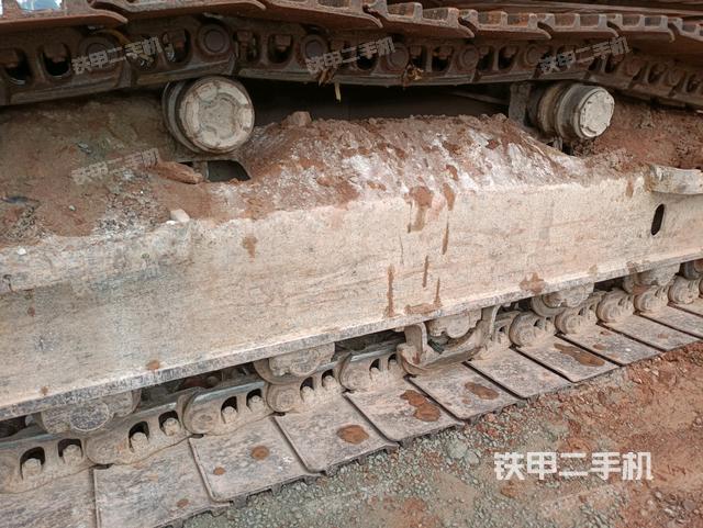 右侧履带整体（行走机构）