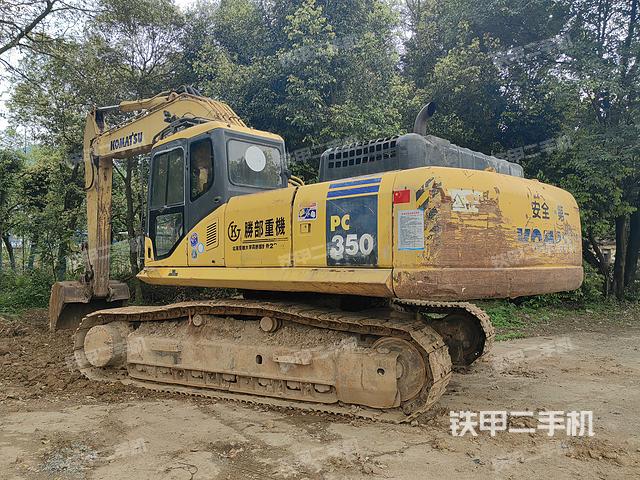 驾驶室顶部（整机外观）