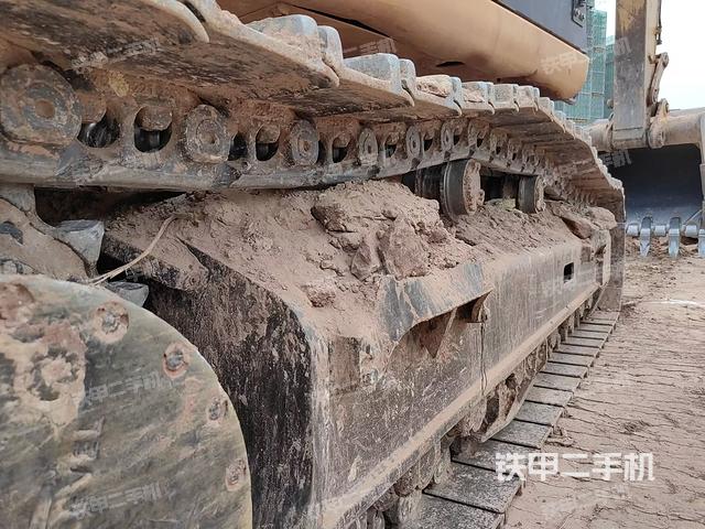 单侧履带整体（整机外观）