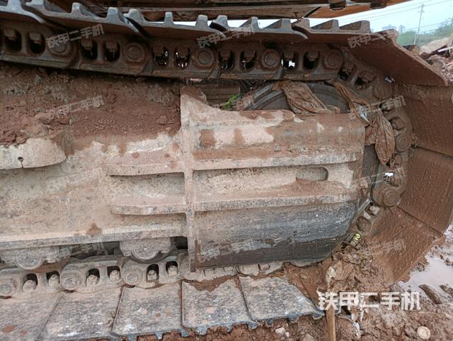 左驱动轮（行走机构）