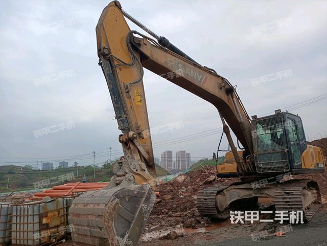 三一重工SY205C挖掘机