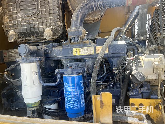 发动机左侧（整机外观及大件）