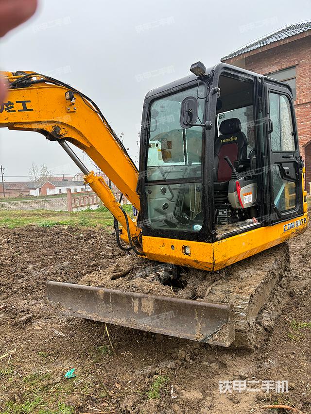 驾驶室整体（整机外观）