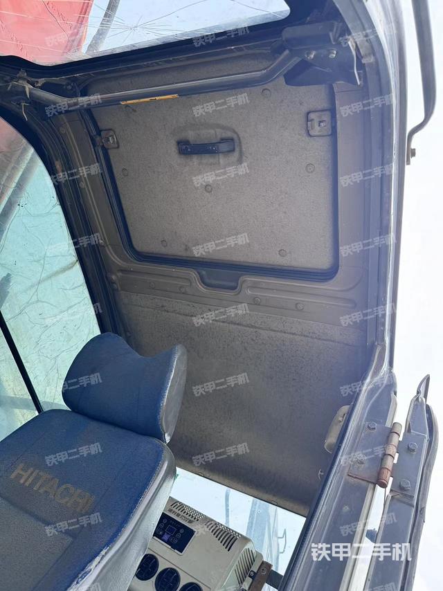 顶棚整体（驾驶室部分）