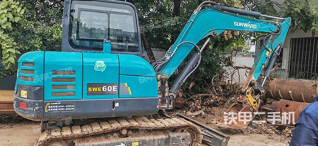 整机右后45°（整机外观）