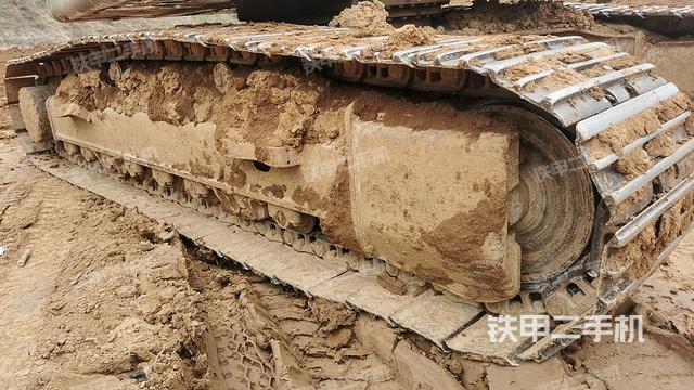 单侧履带整体（整机外观）