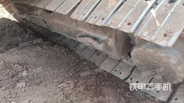 单侧履带整体（整机外观）