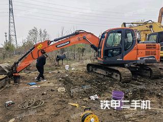 河南-郑州市二手斗山DX130-9C挖掘机实拍照片