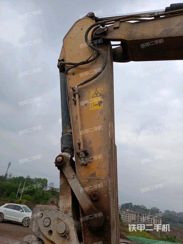 小臂整体左后（工作和回转装置）