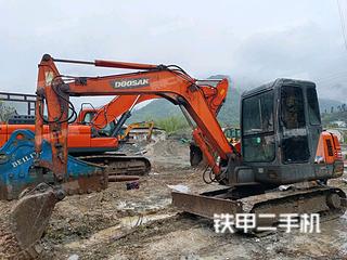南宁斗山DH55-V挖掘机实拍图片