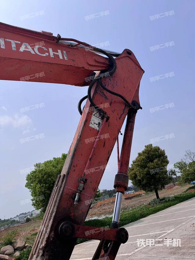 小臂整体右前（工作和回转装置）