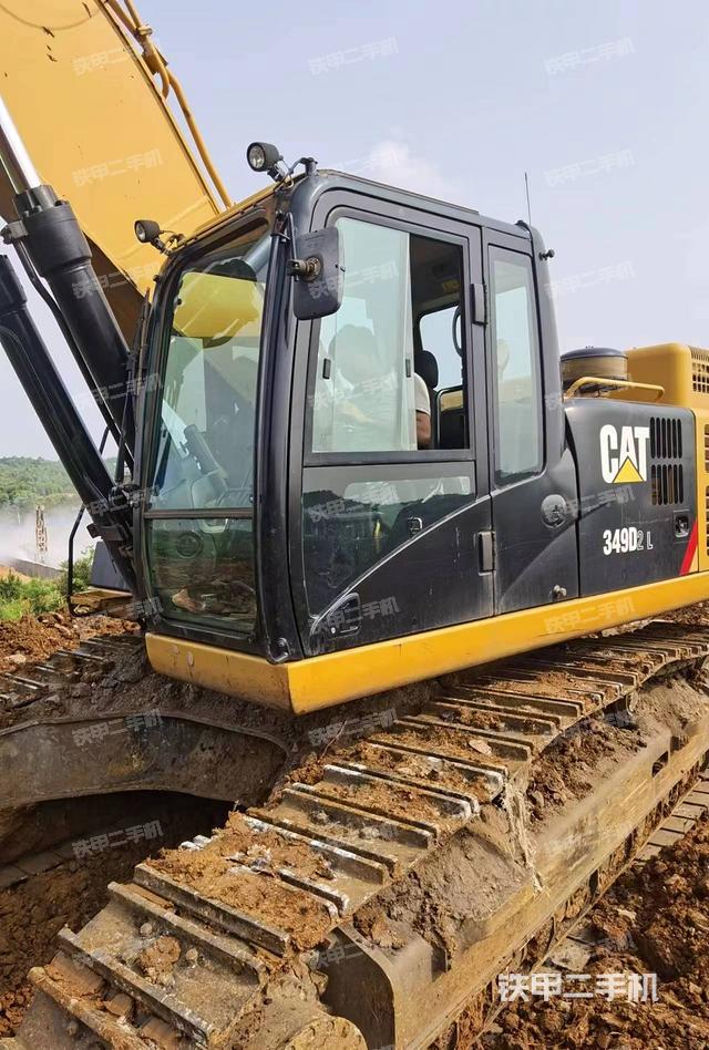 驾驶室整体（整机外观）