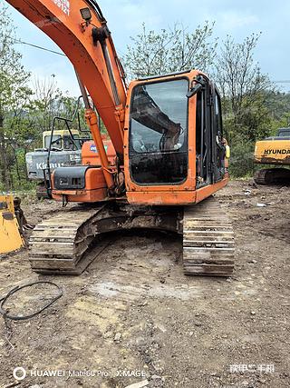 重庆市出售 斗山 DX150LC 挖掘机