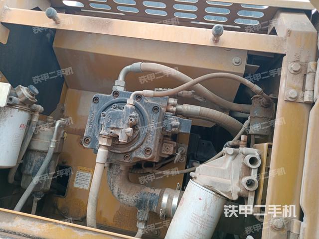 液压泵斜45 左（大件舱室）