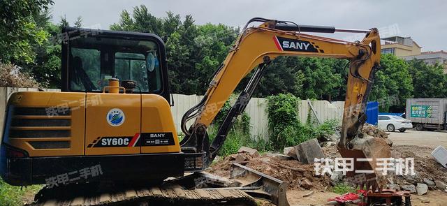 整机右后45°（整机外观）