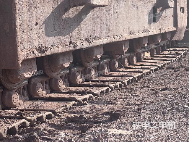 单侧履带整体（整机外观）