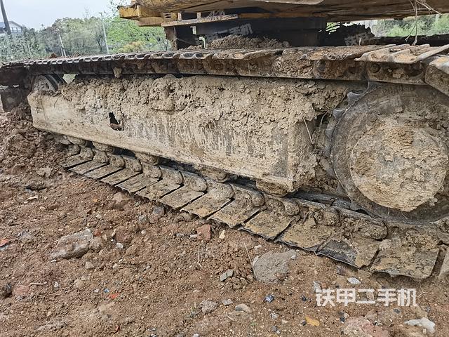 单侧履带整体（整机外观）