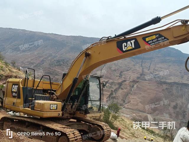 回转马达和主控阀（整机外观）