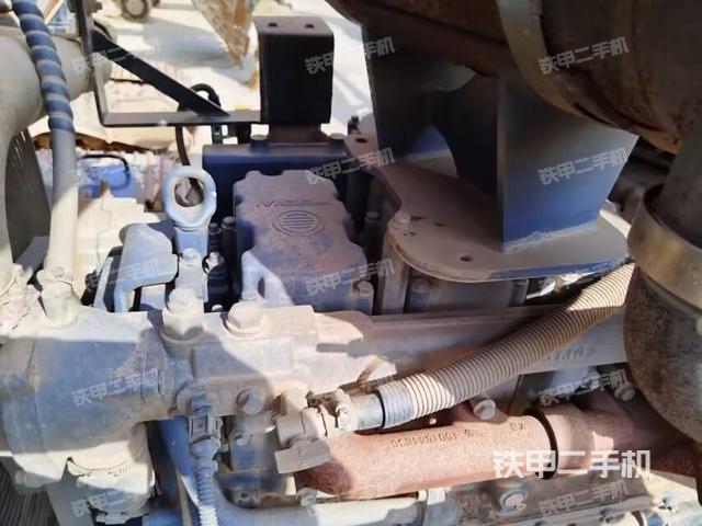 发动机左侧（整机外观及大件）