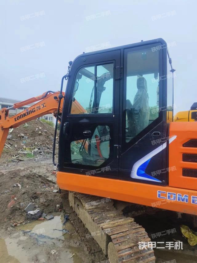 驾驶室整体（整机外观）