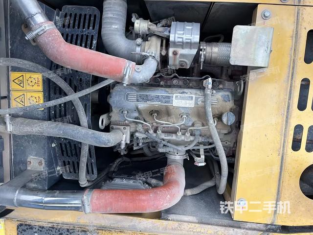 发动机整体俯视（整机外观）