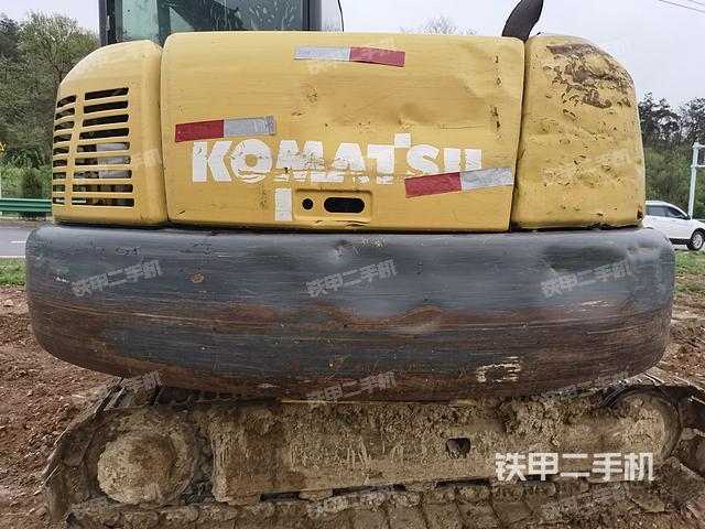 驾驶室顶部（整机外观）