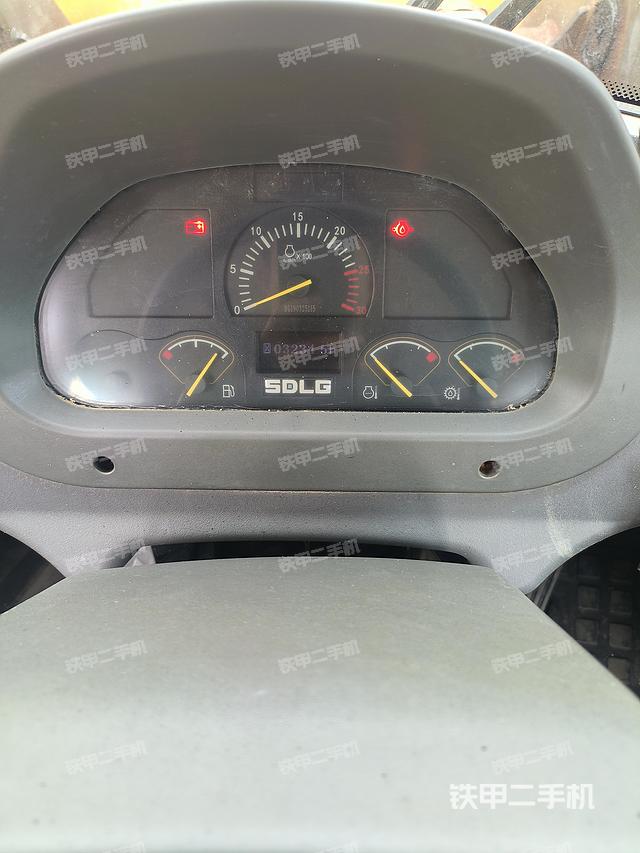 驾驶室操作台（整机外观及大件）