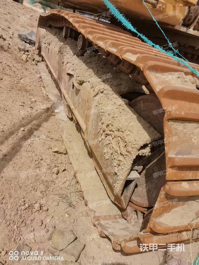 单侧履带整体（整机外观）