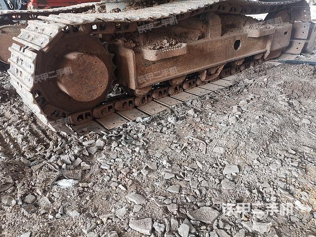 单侧履带整体（整机外观）