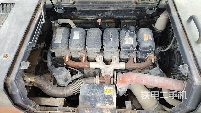 发动机整体俯视（整机外观）