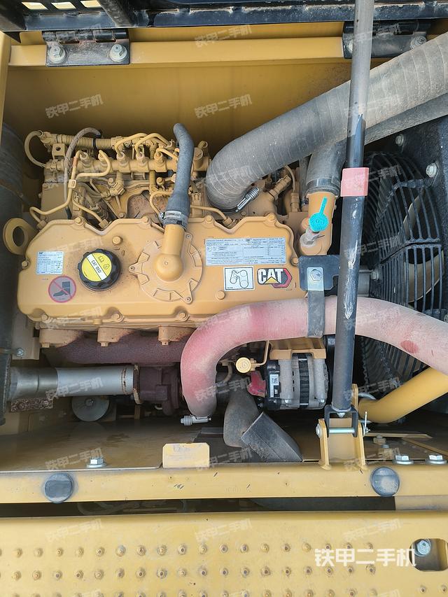 发动机整体俯视（整机外观）