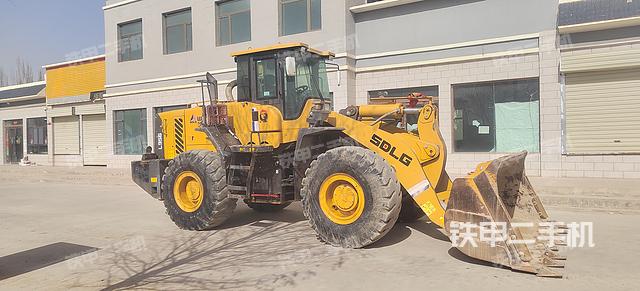 工作装置整体（整机外观及大件）