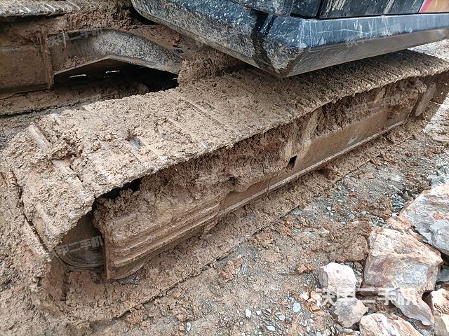 单侧履带整体（整机外观）