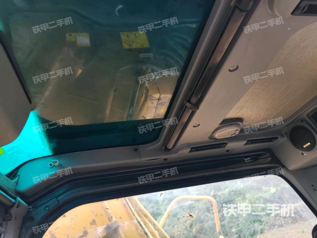 座椅后部（驾驶室部分）